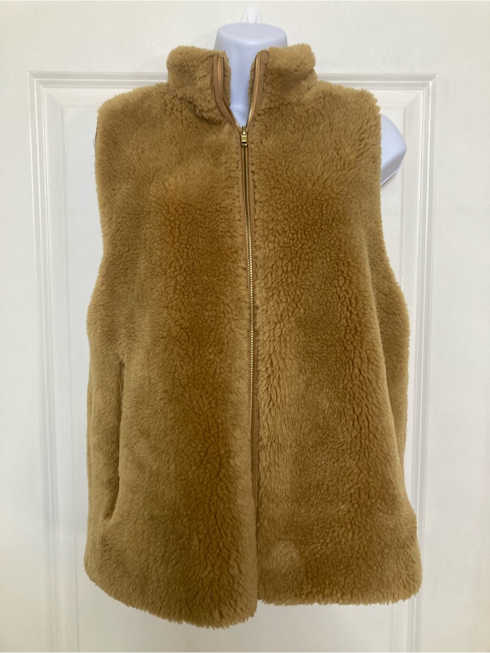 J. Crew Teddy Sherpa Camel Zip Front Vest Medium Faux Fur